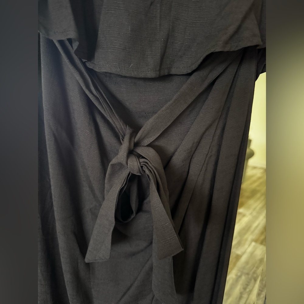 NWT STRAPLESS BLACK DRESS - Picture 3 of 7